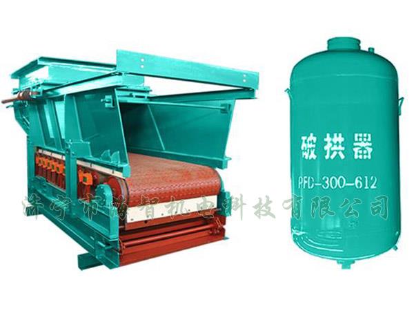 防止在給料機距離倉口較高的時候，連接段內的物料壓實粘結成拱或粘壁